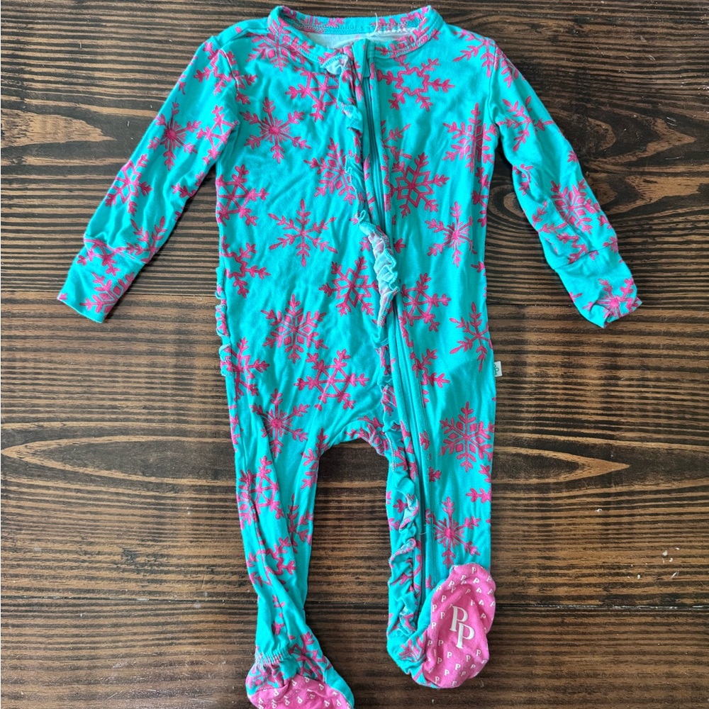 Posh Peanut Queen of Snowflakes Footie 3-6mo